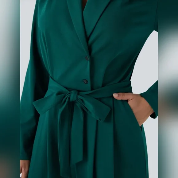 HALARA Emerald Green Wrap-Front Jumpsuit NWT - Picture 4 of 7